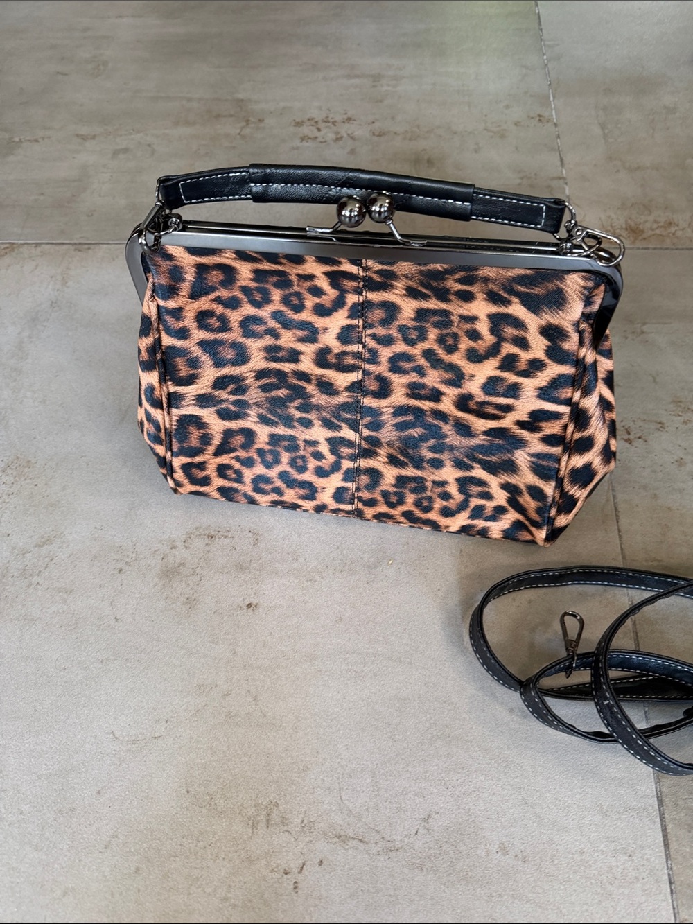 Leopard Print Multi Carry Handbag - Picture 3 of 5